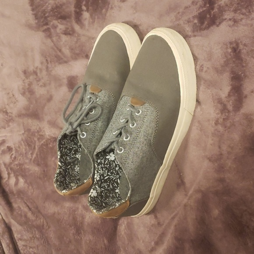 Crevo Tiller Gray and Tan Two‎ Tone Canvas Casual Shoes 10